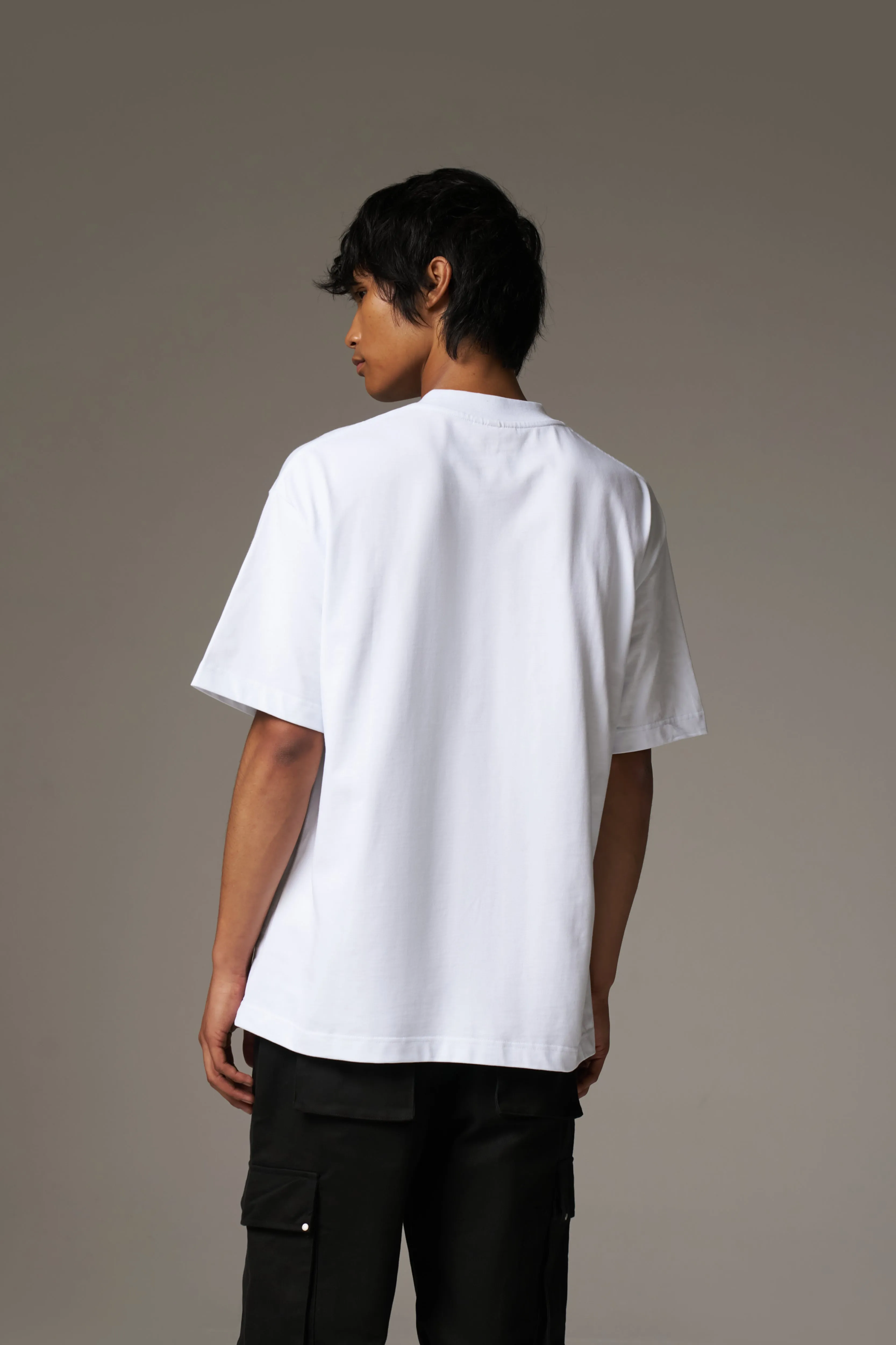 APPLIQUE EMBLEM T-SHIRT - WHITE