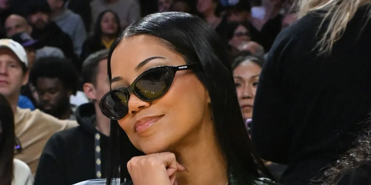 Balenciaga BB0402S 001 - As Seen On Jhene Aiko & Anna Cathcart