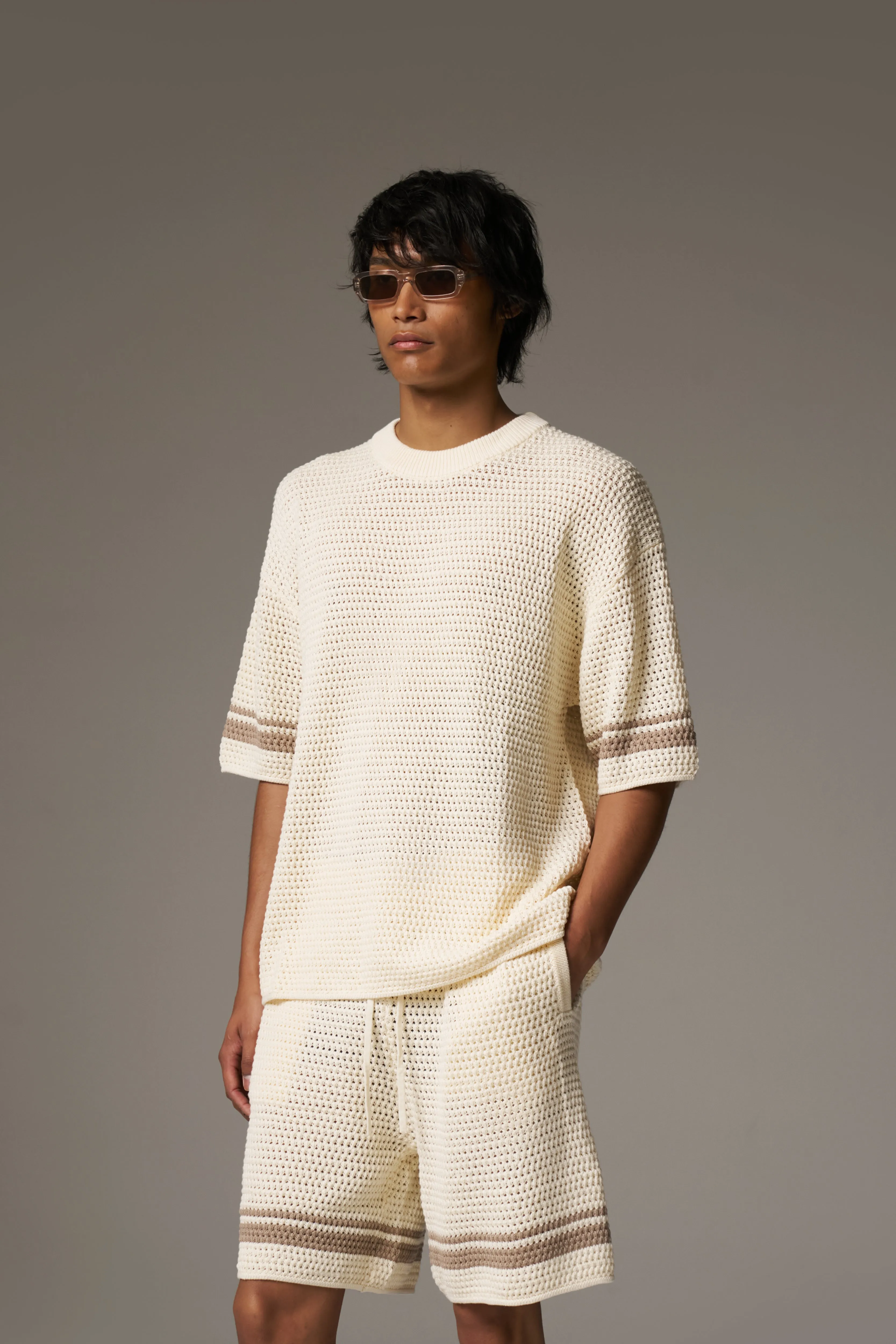 CROCHET KNITTED CONTRAST STRIPE T-SHIRT - OFF WHITE