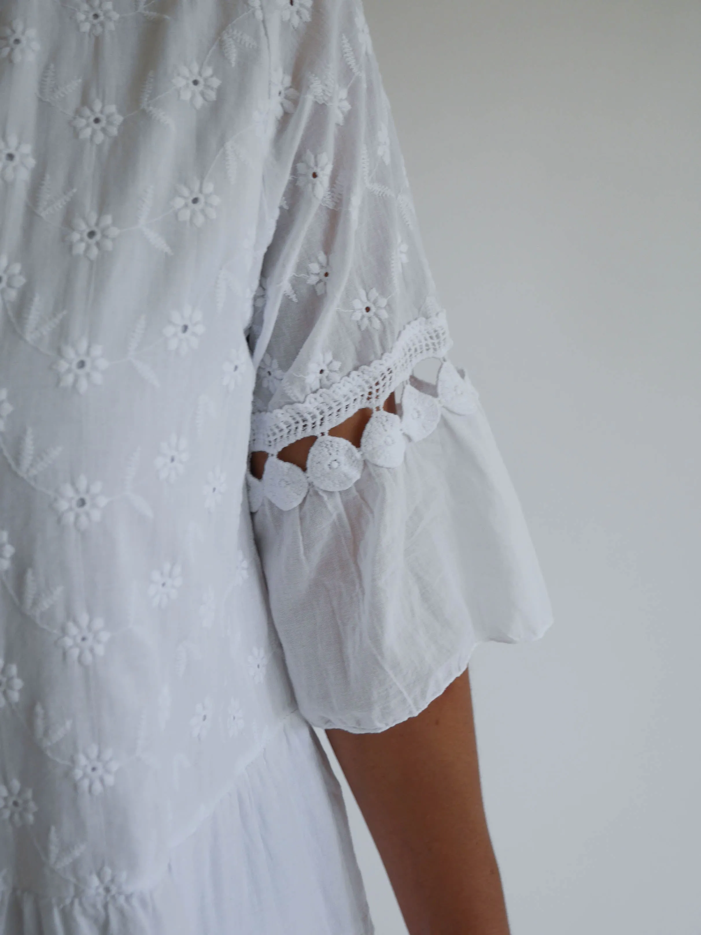 Evie Dress White