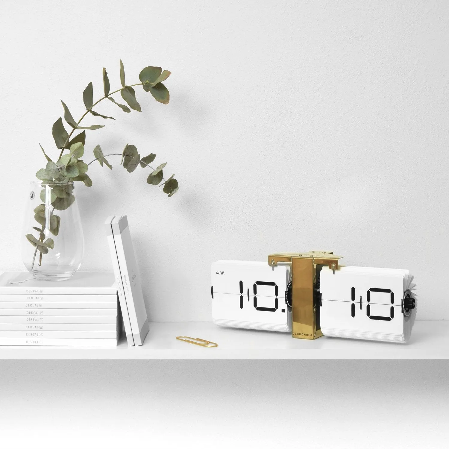 Flipping Out Clock by Cloudnola WHITE/GOLD