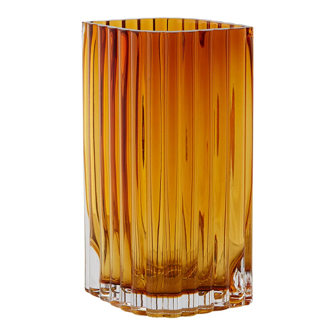Folium Vase - Small (Order Quantity: 4)