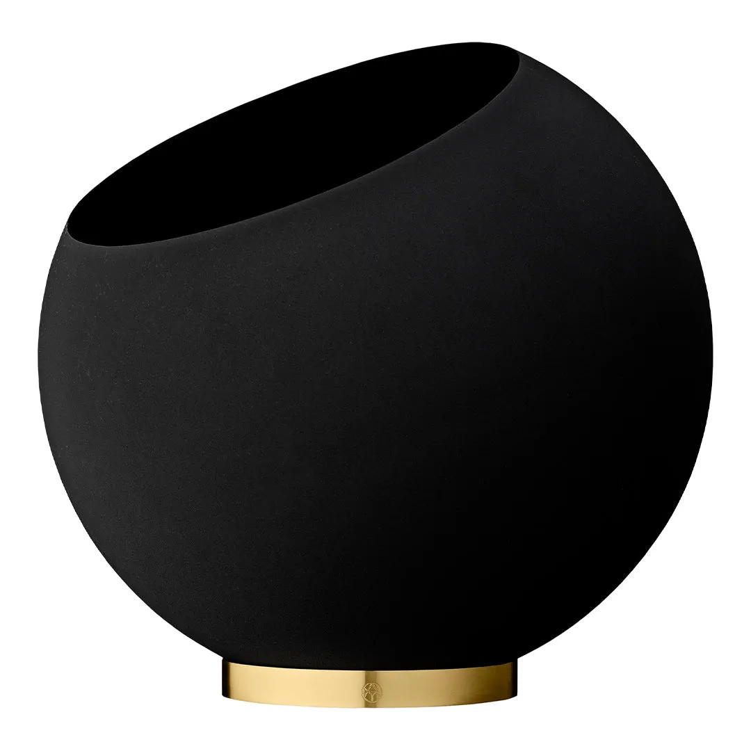 Globe Flowerpot (Order Quantity: 1)