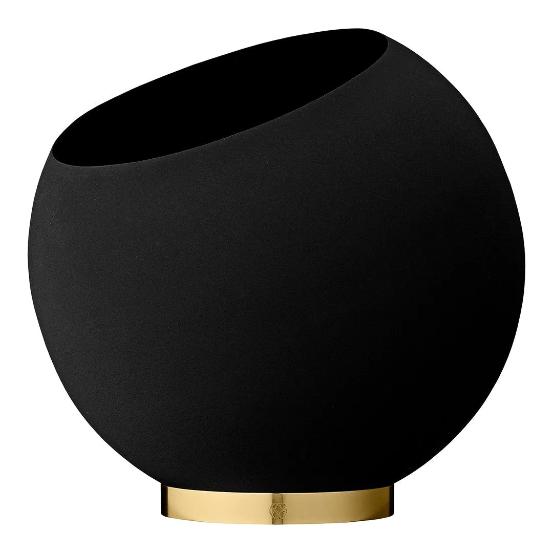 Globe Flowerpot (Order Quantity: 1)