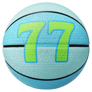 Playground 8P Luka Doncic Basketball