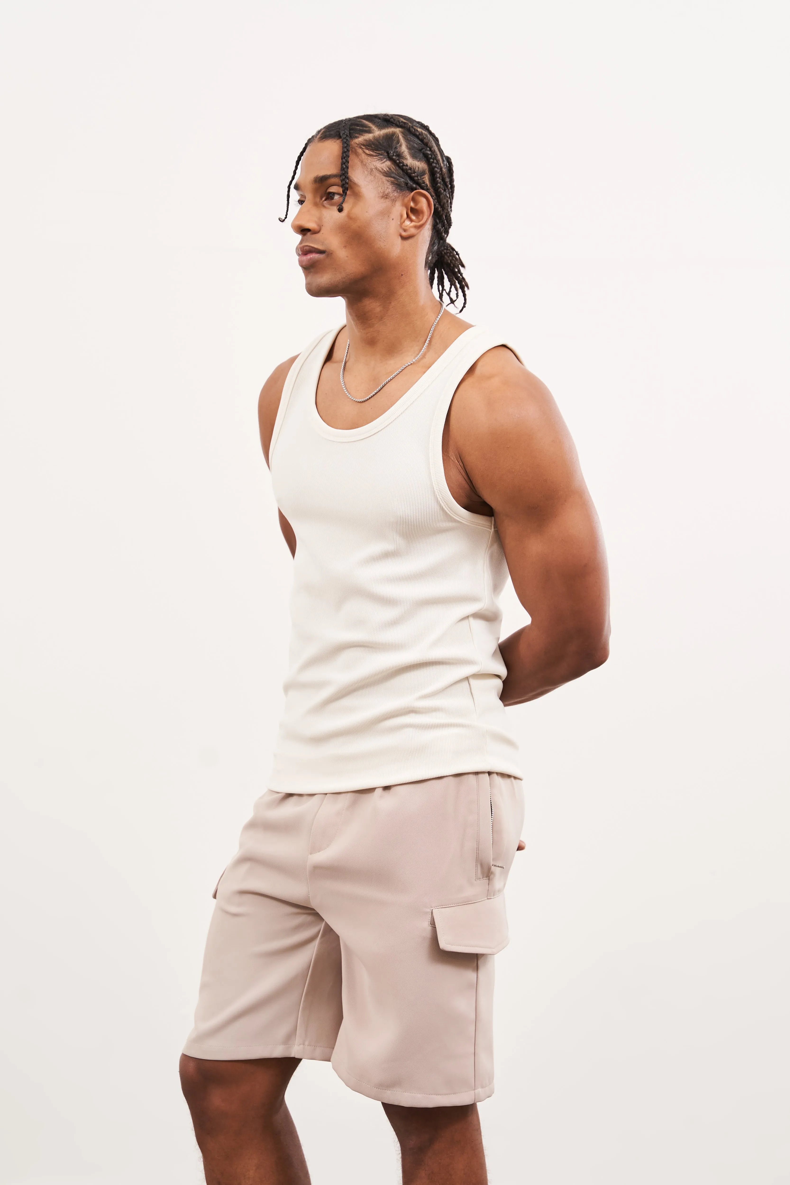 RIB TEXTURED VEST - OFF WHITE