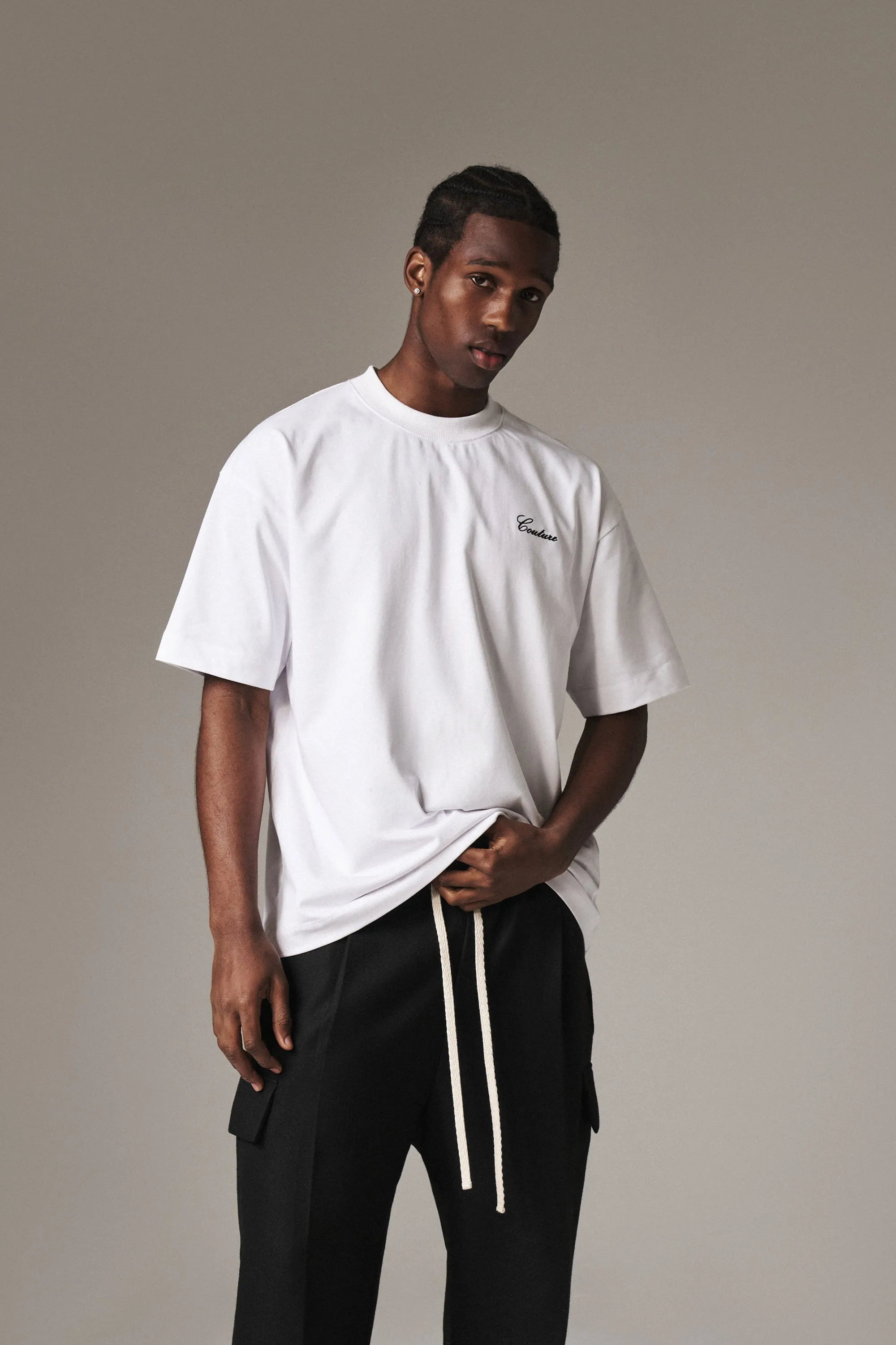 SCRIPT EMBROIDERED T-SHIRT - WHITE