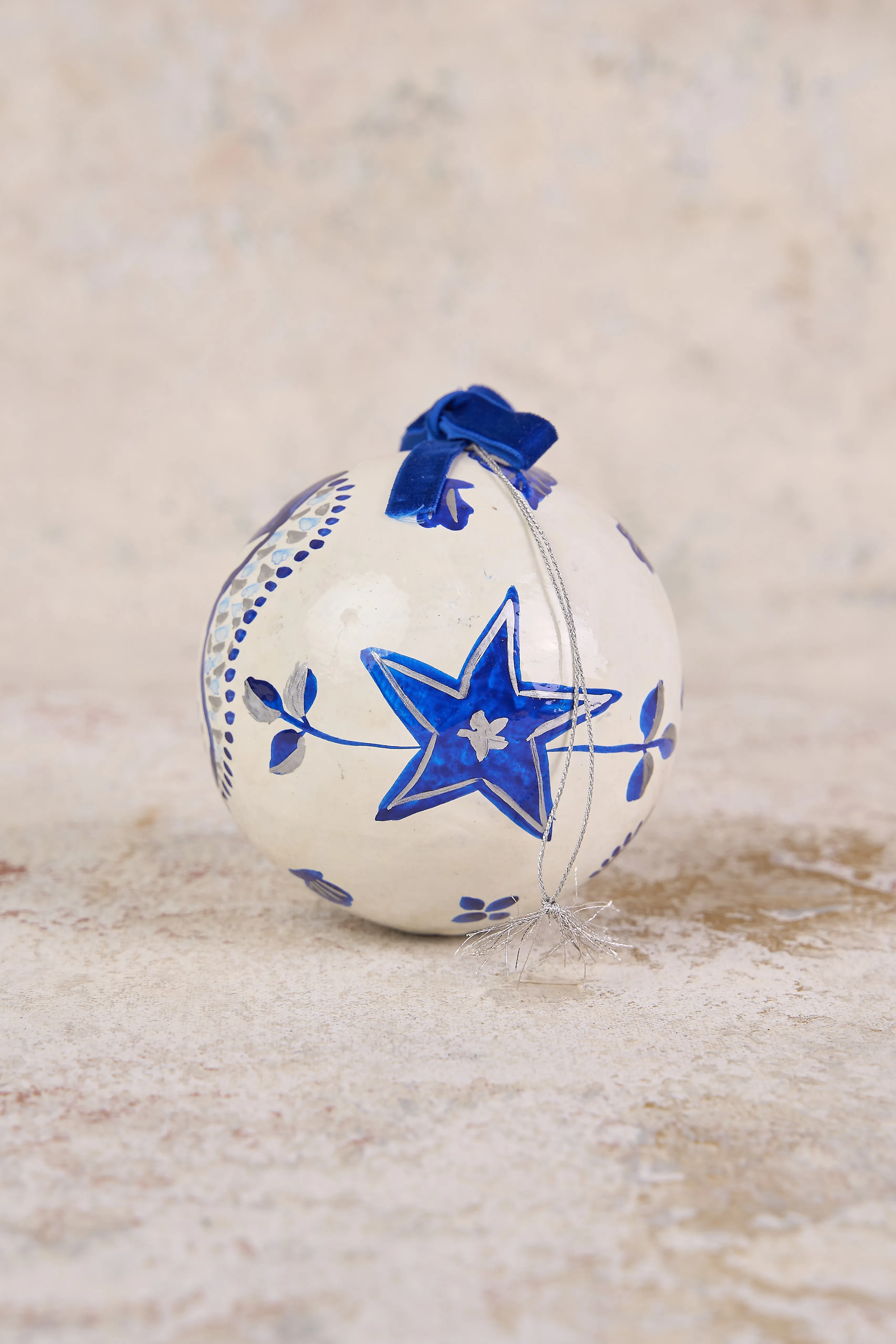 Seaside Toile Bauble 4