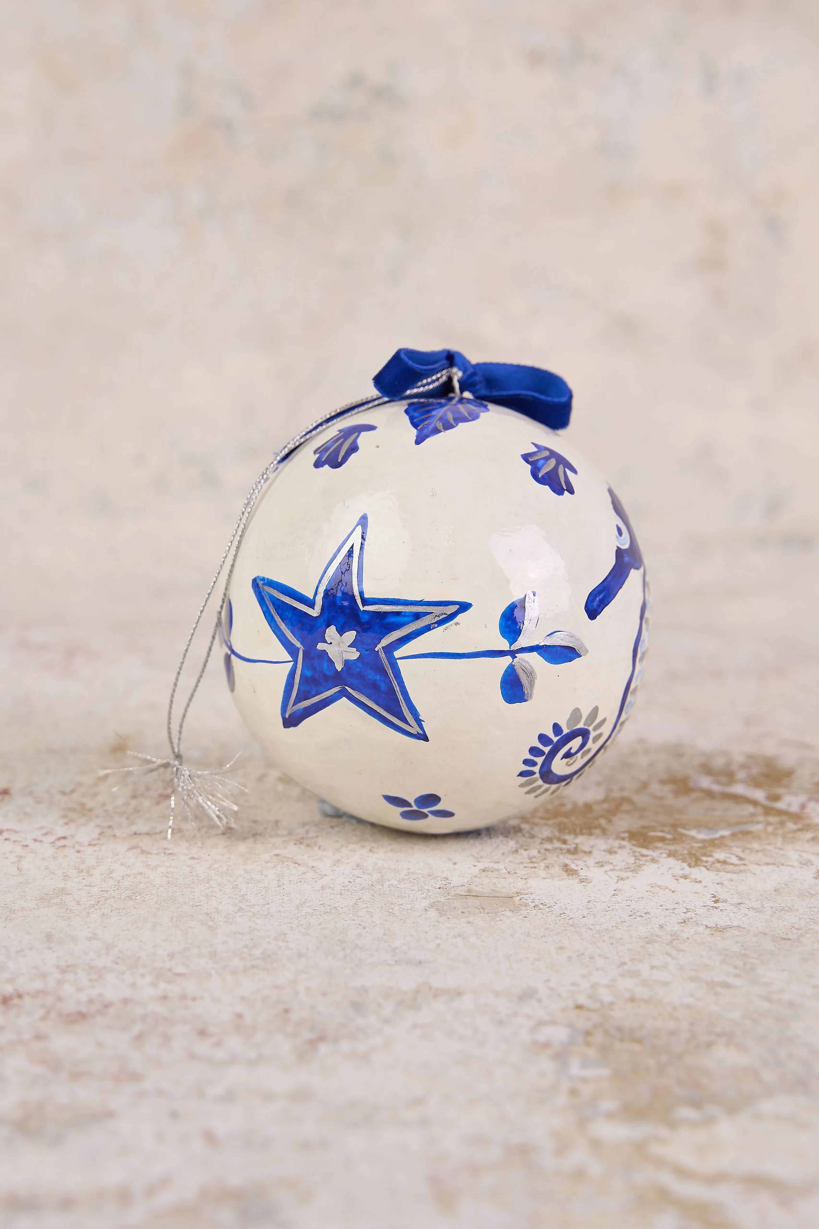 Seaside Toile Bauble 4
