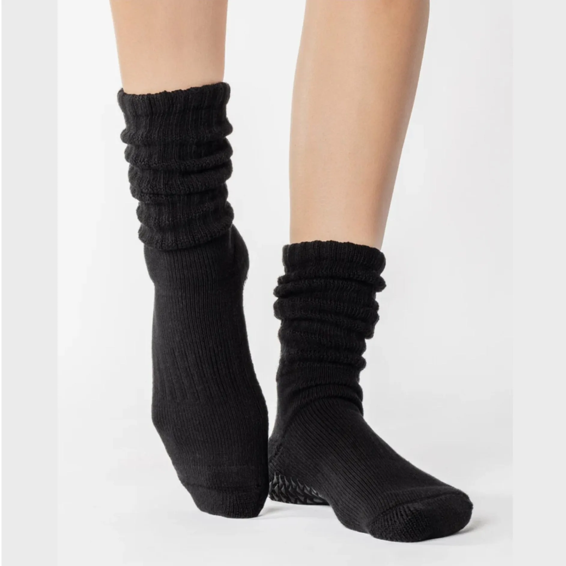 Slouch Crew Grip Socks - (Barre/Pilates)