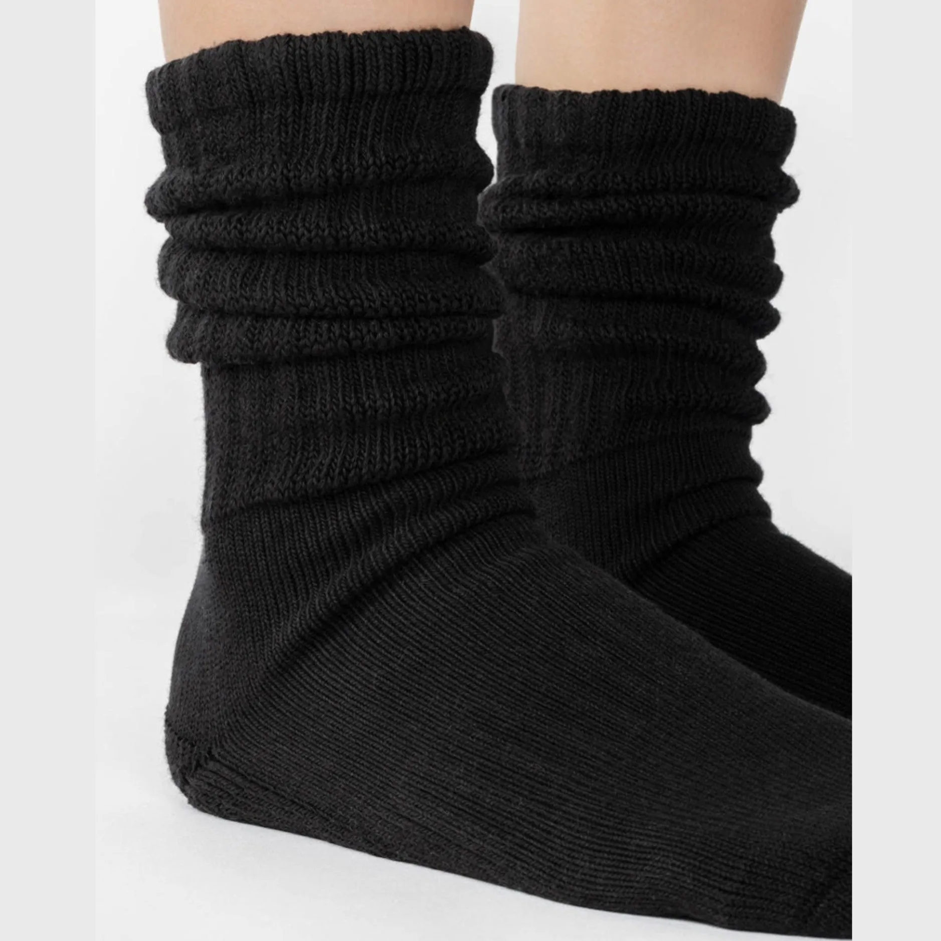 Slouch Crew Grip Socks - (Barre/Pilates)