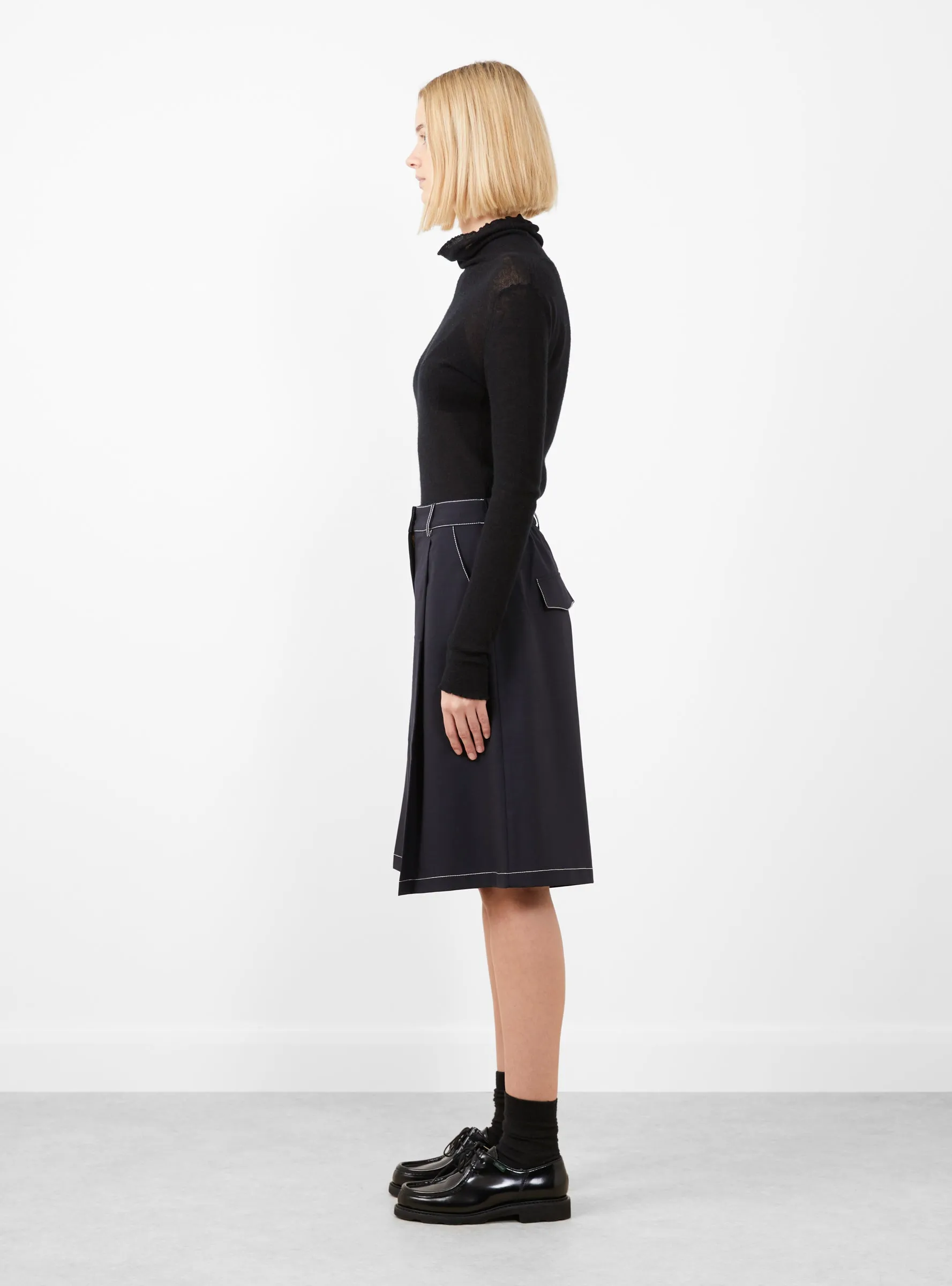 Tailoring Stitched Bermuda Navy