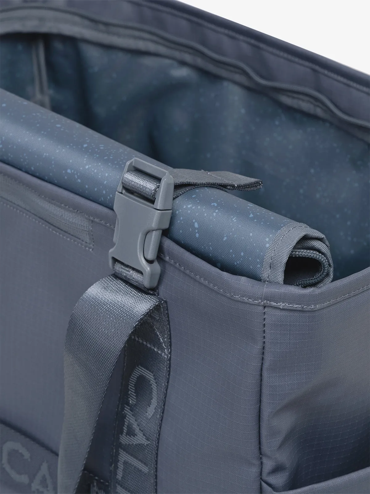 Terra 35L Water Resistant Zippered Tote Bag