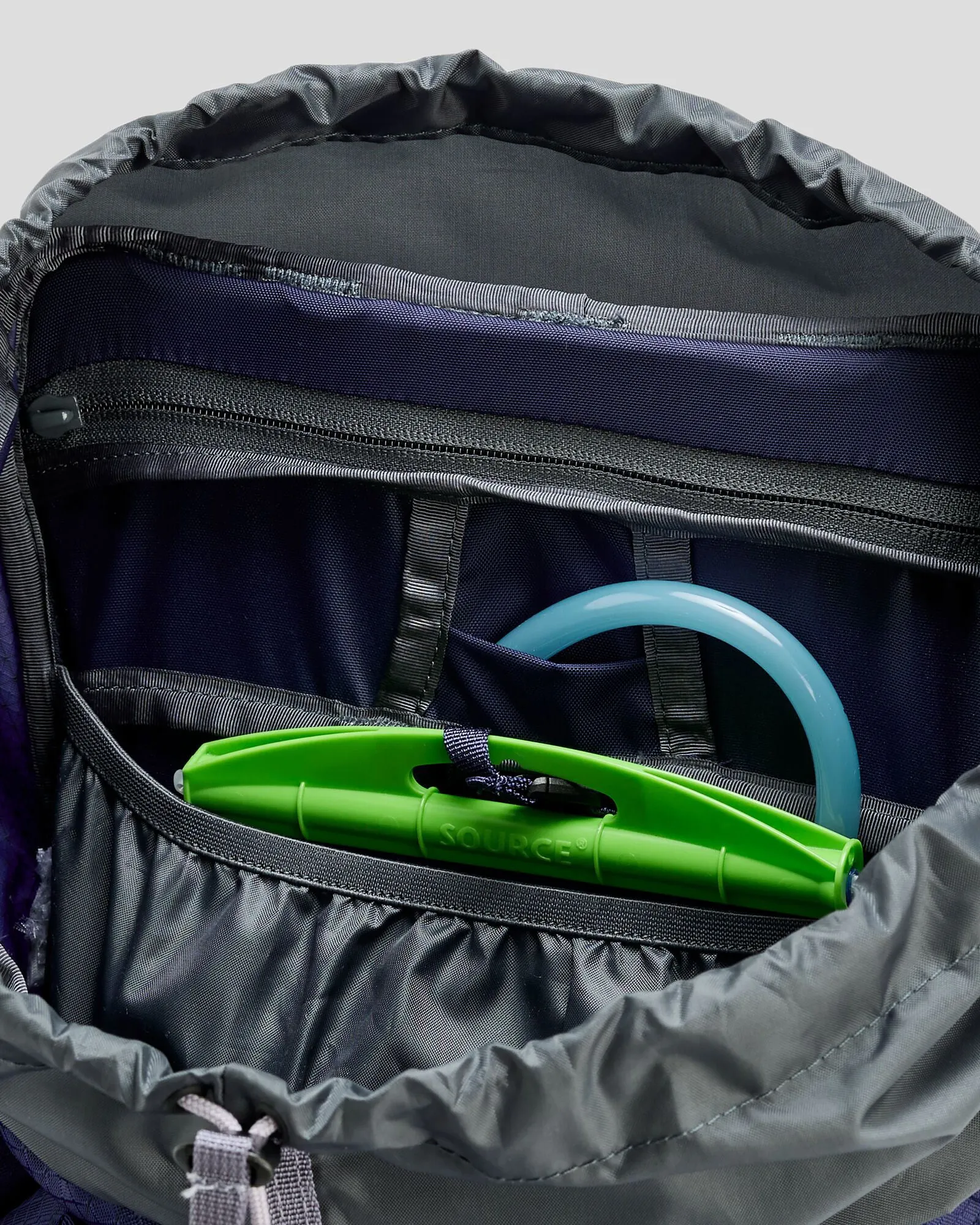 Women's Valorous 45L Pack - Dark Horizon