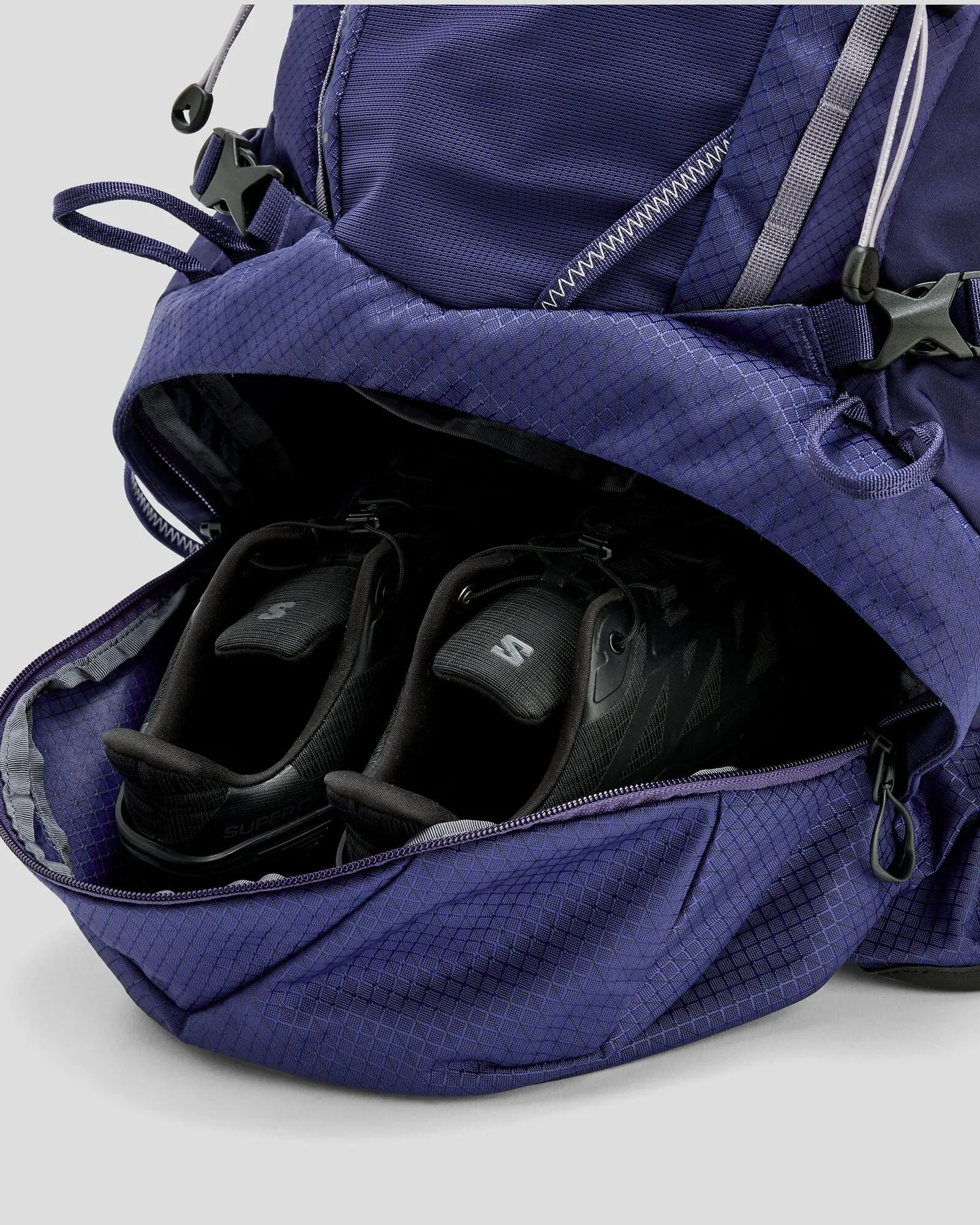 Women's Valorous 55L Pack - Dark Horizon